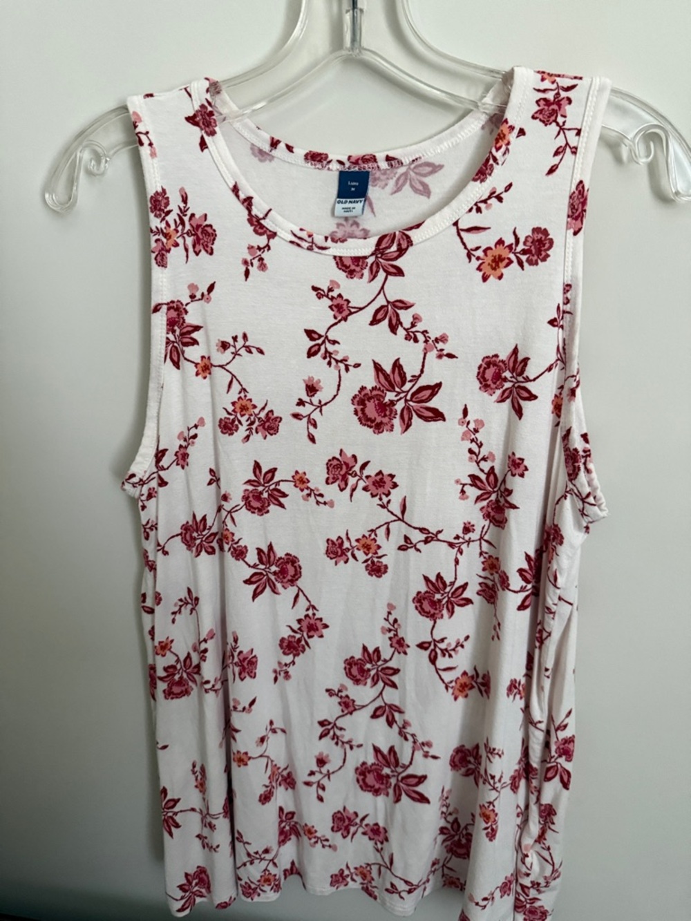 Old Navy Sleeveless T‑Shirt – Size M✨